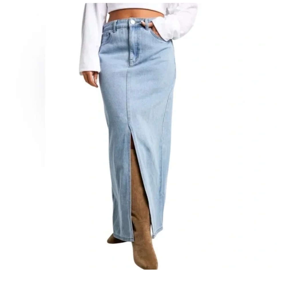 LAST CHANCE Boohoo Light Blue Maxi Skirt